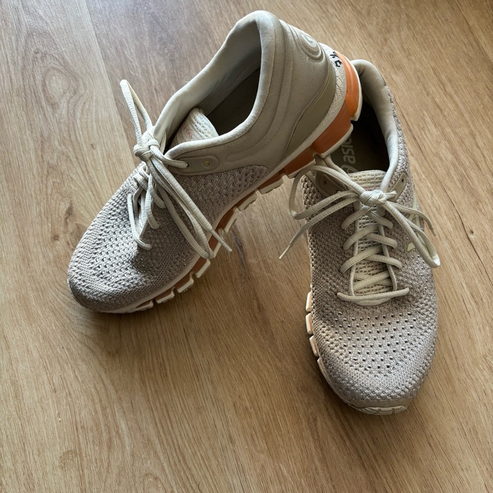 ASICS Athletic Sneakers 7.5